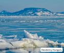 Lake Balaton creates a stunning and rare winter spectacle